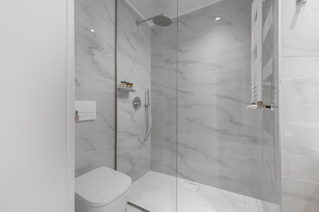 Ιωκα Suites / The Urbitality Project 塞萨洛尼基 外观 照片